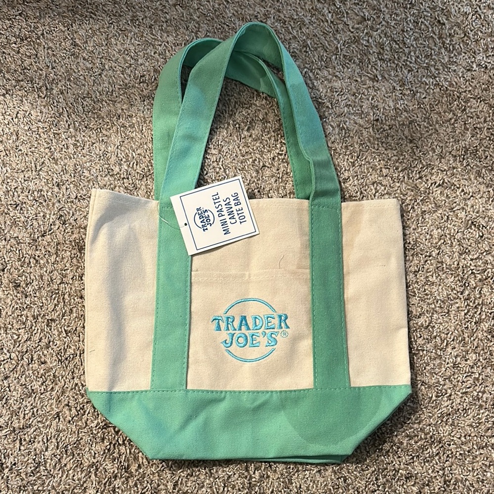 Trader Joe’s Mini Pastel Tote Bag Green